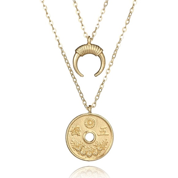 New Gold Crescent Pendant Layered Necklace - Picture 4 of 6